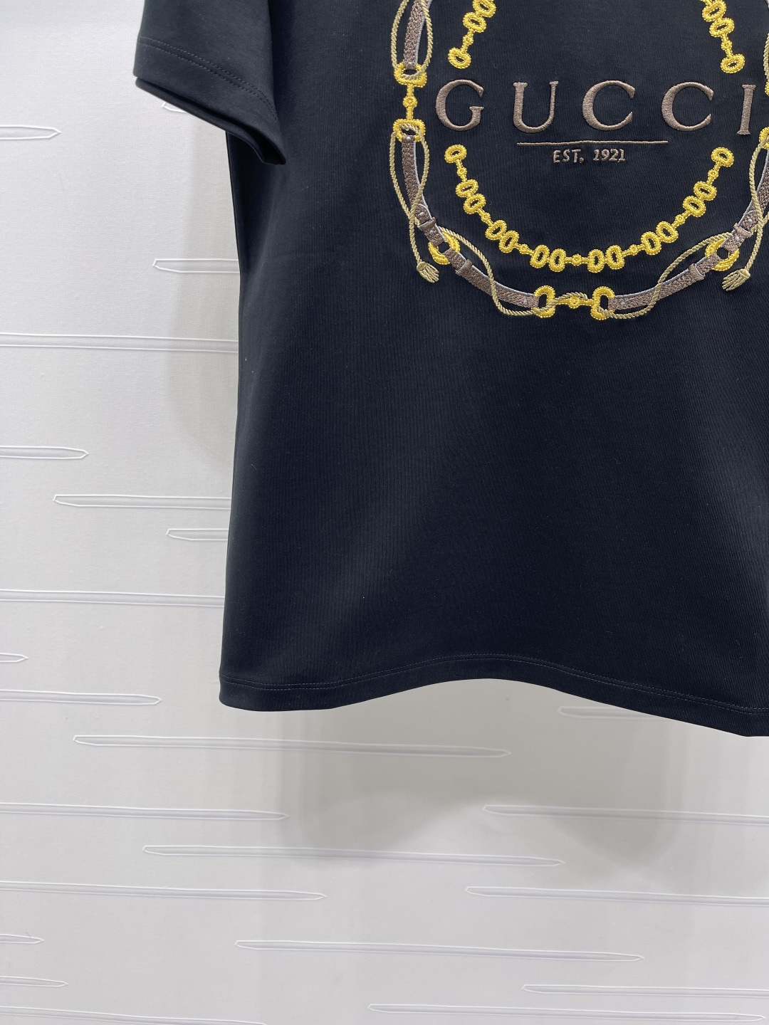 Women's short sleeves